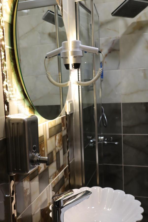 Galata Hotel & Suites Istanbul Bagian luar foto